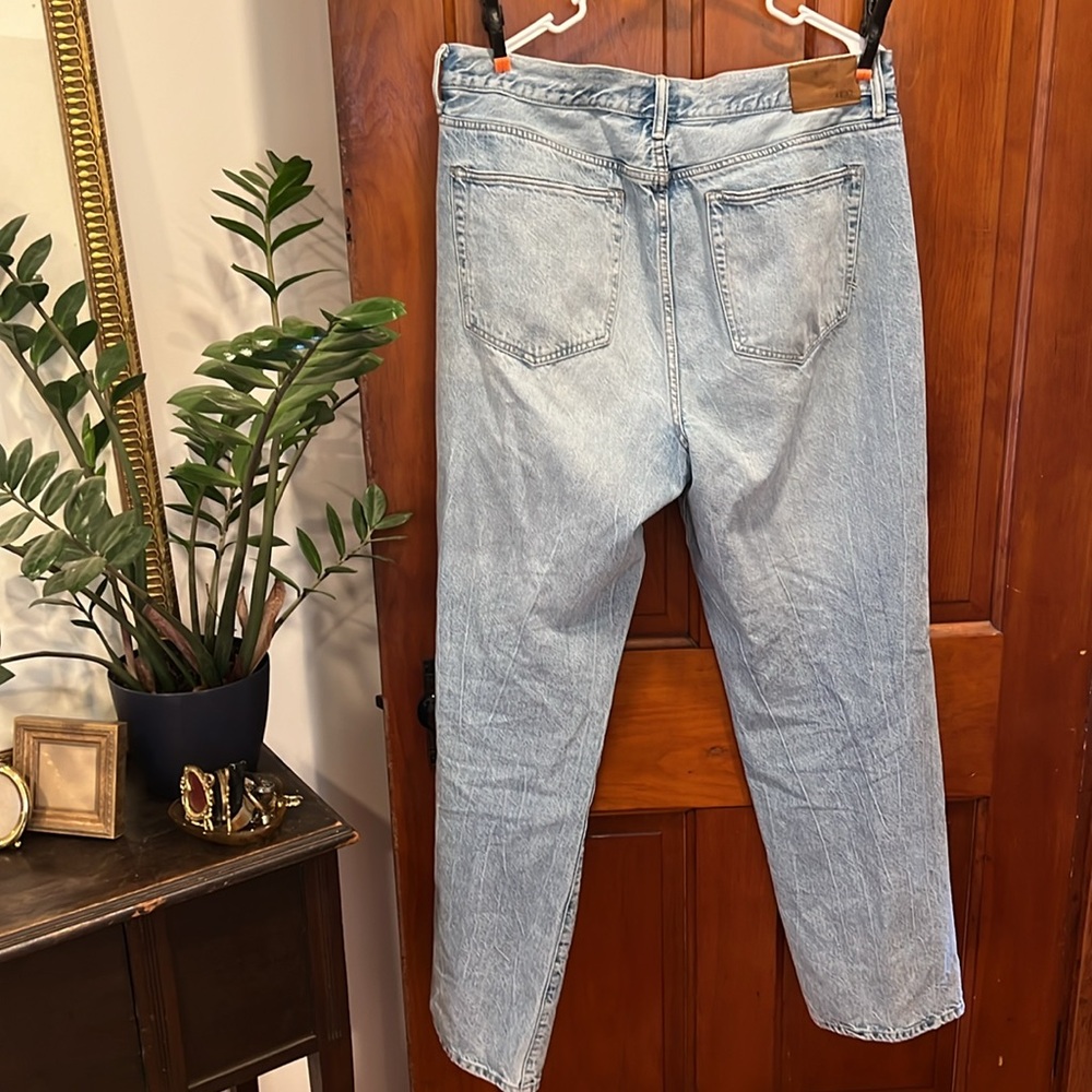 American Eagle Slouch Jeans - Picture 6 of 6